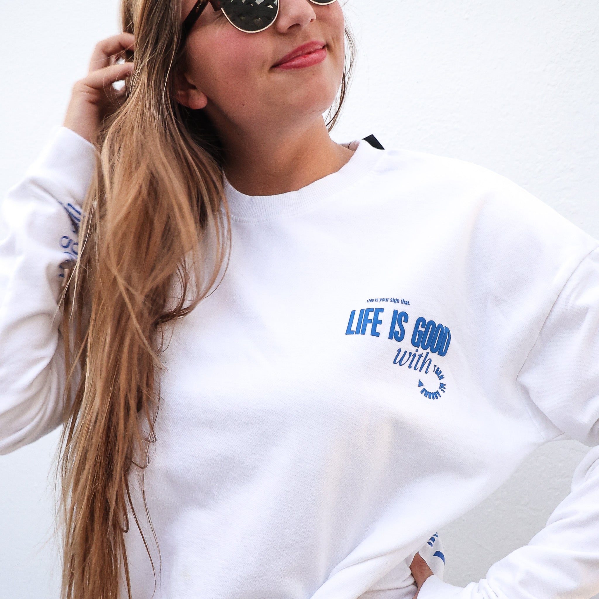LIFE IS GOOD - CREWNECK