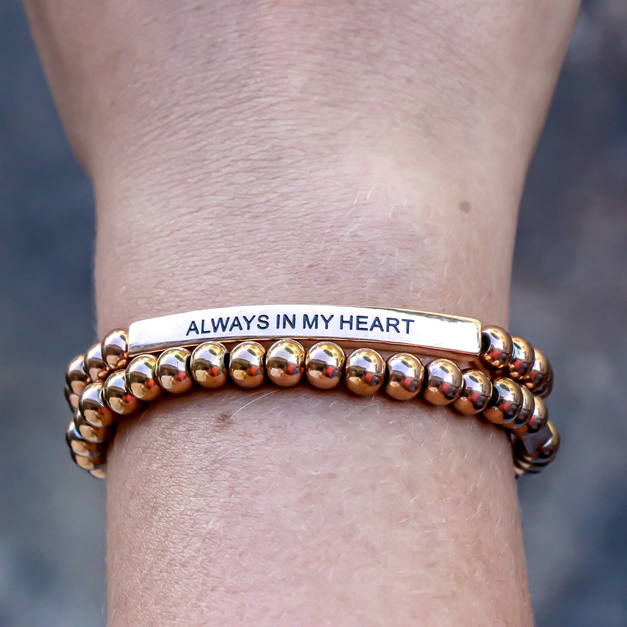 (Rose Gold)
