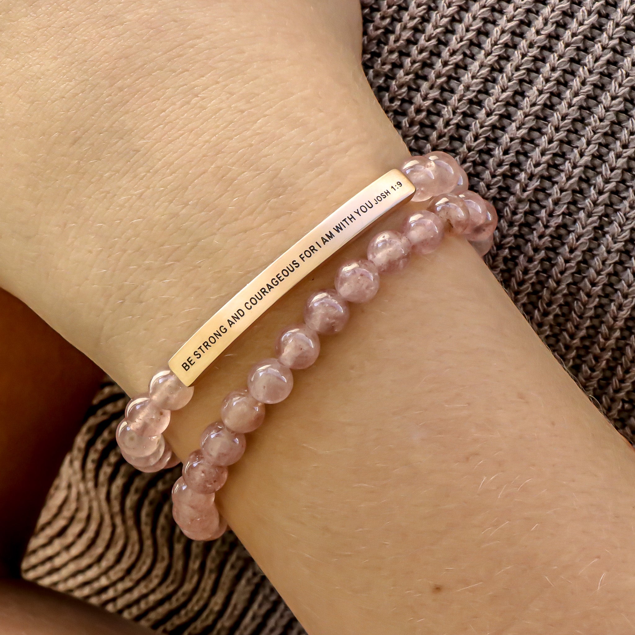 (Pink Quartz)