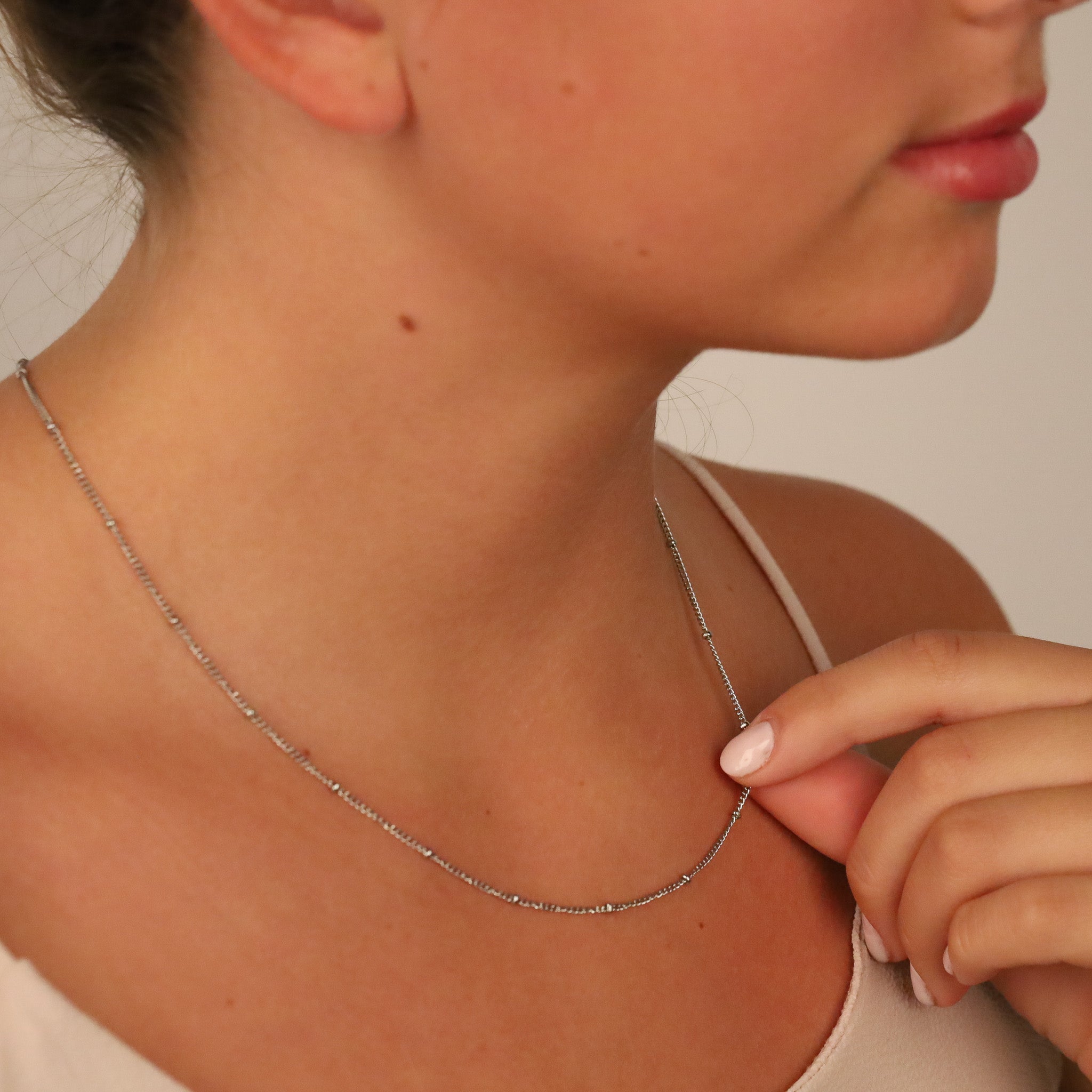 STUDDED CHAIN NECKLACE - Inspiration Co.