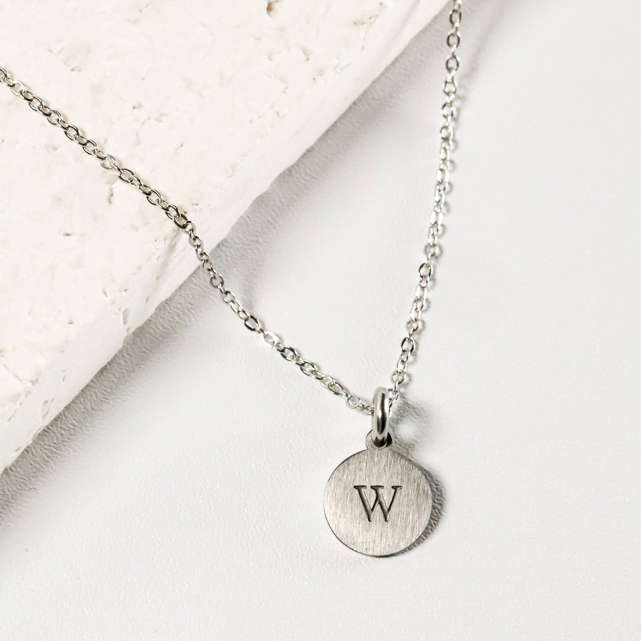 "W" PENDANT - Inspiration Co.