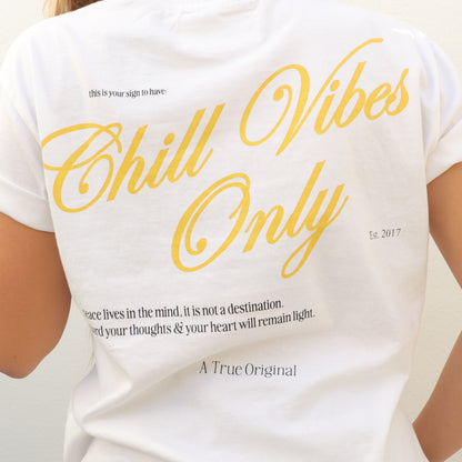 CHILL VIBES - CROP TEE