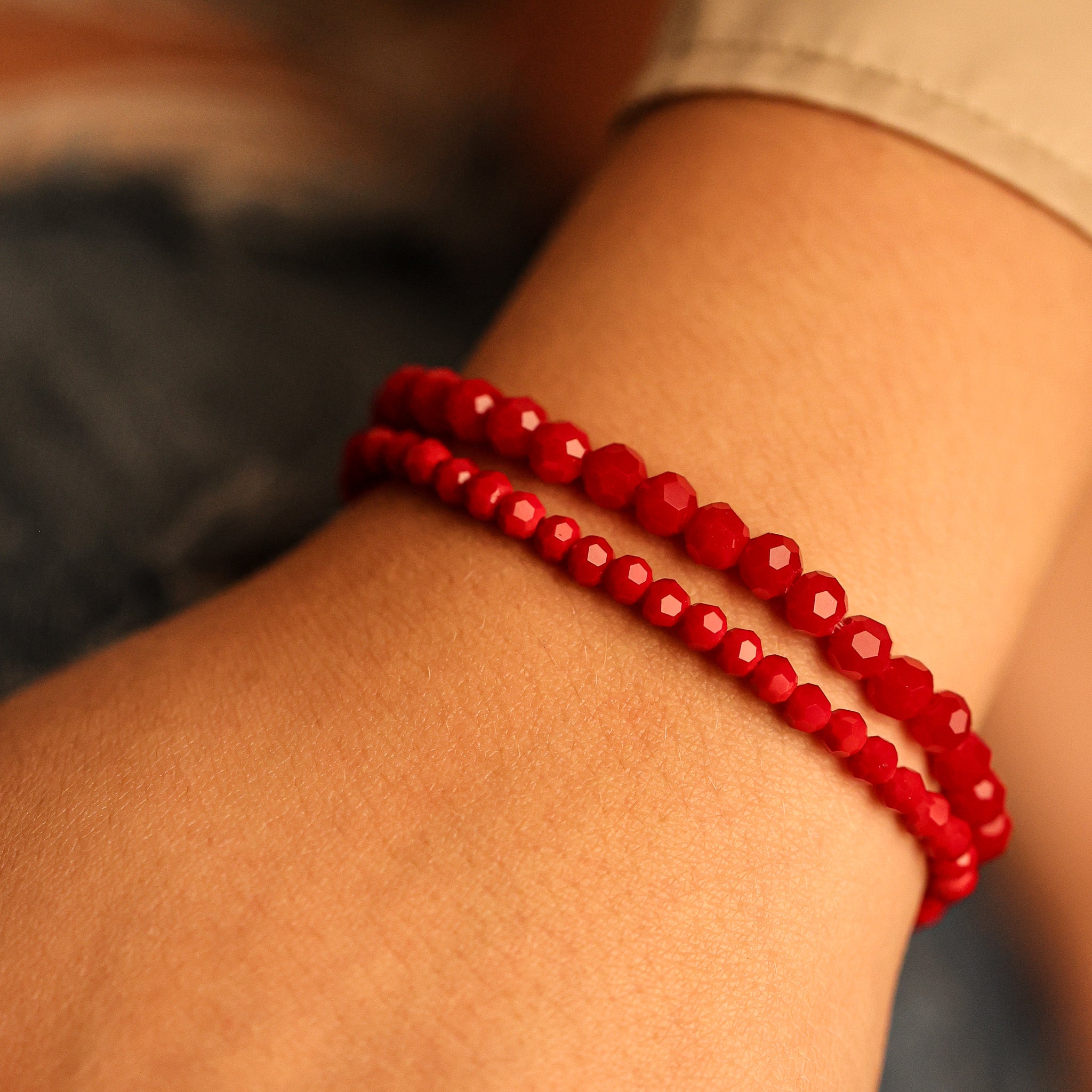 RED PORCELAIN CRYSTAL- ACCENT BRACELET