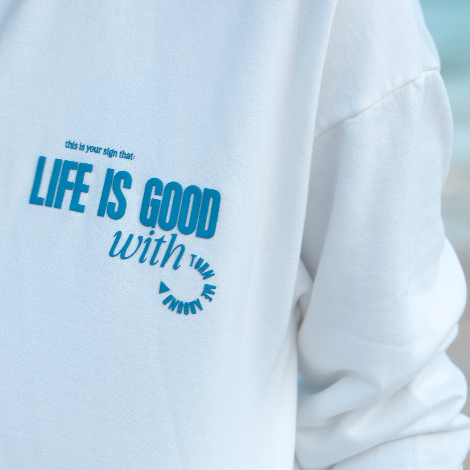 LIFE IS GOOD - CREWNECK