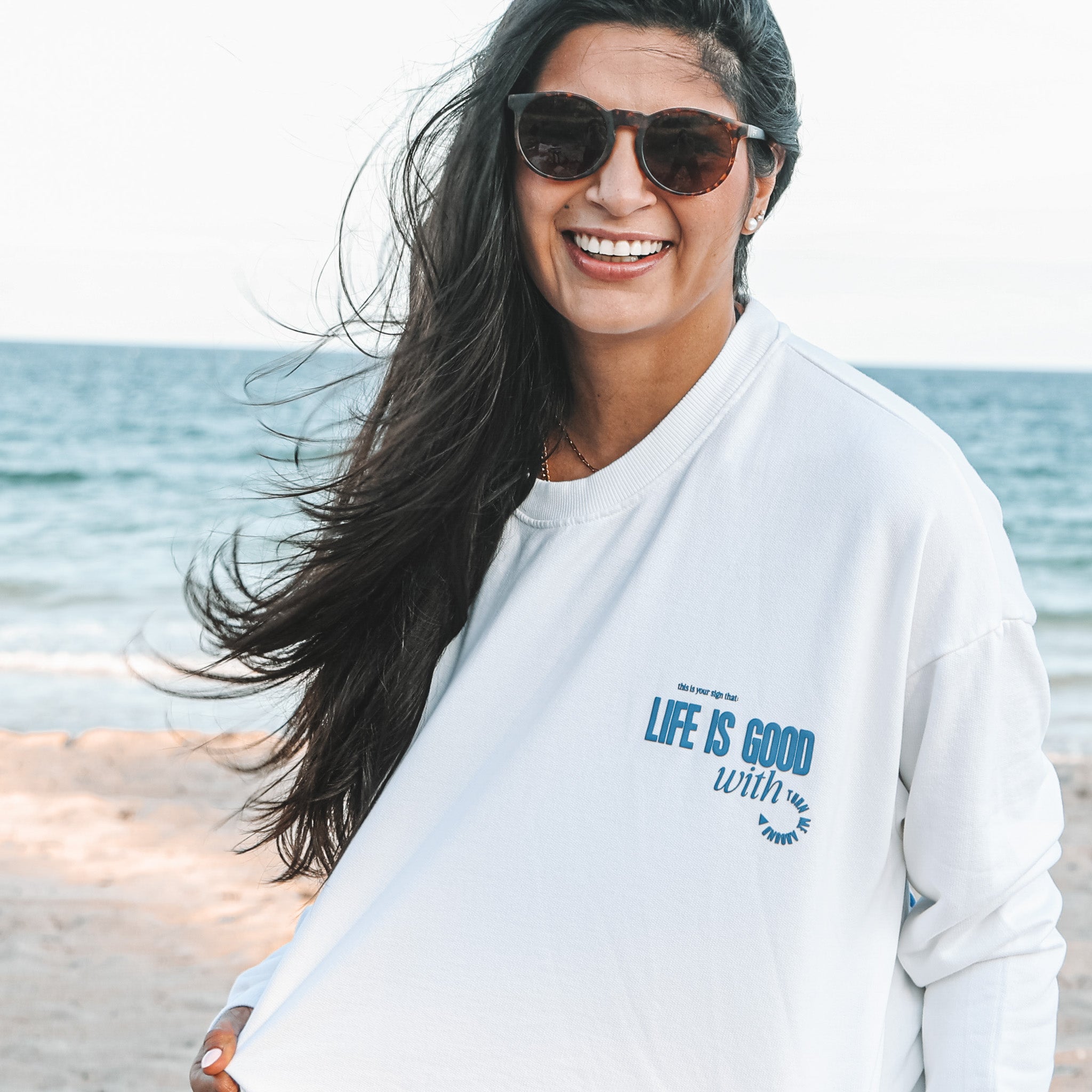 LIFE IS GOOD - CREWNECK