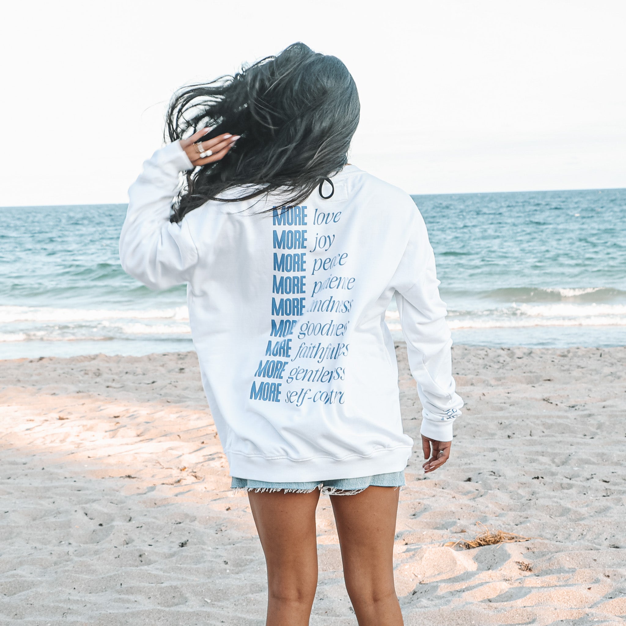 LIFE IS GOOD - CREWNECK