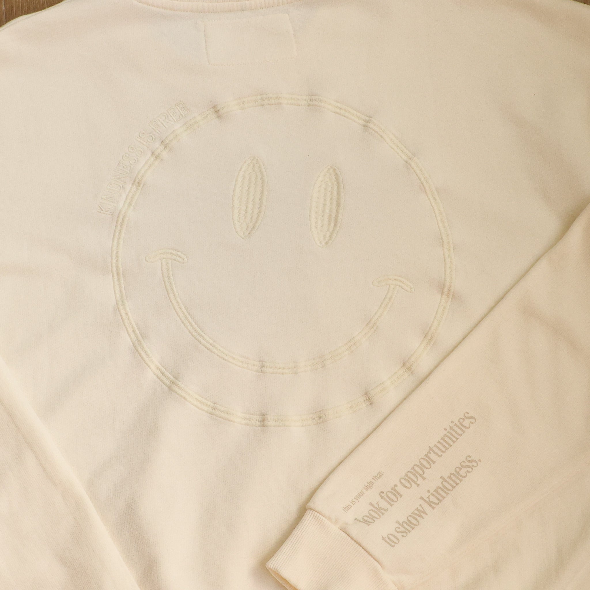 KINDNESS IS FREE - CREWNECK