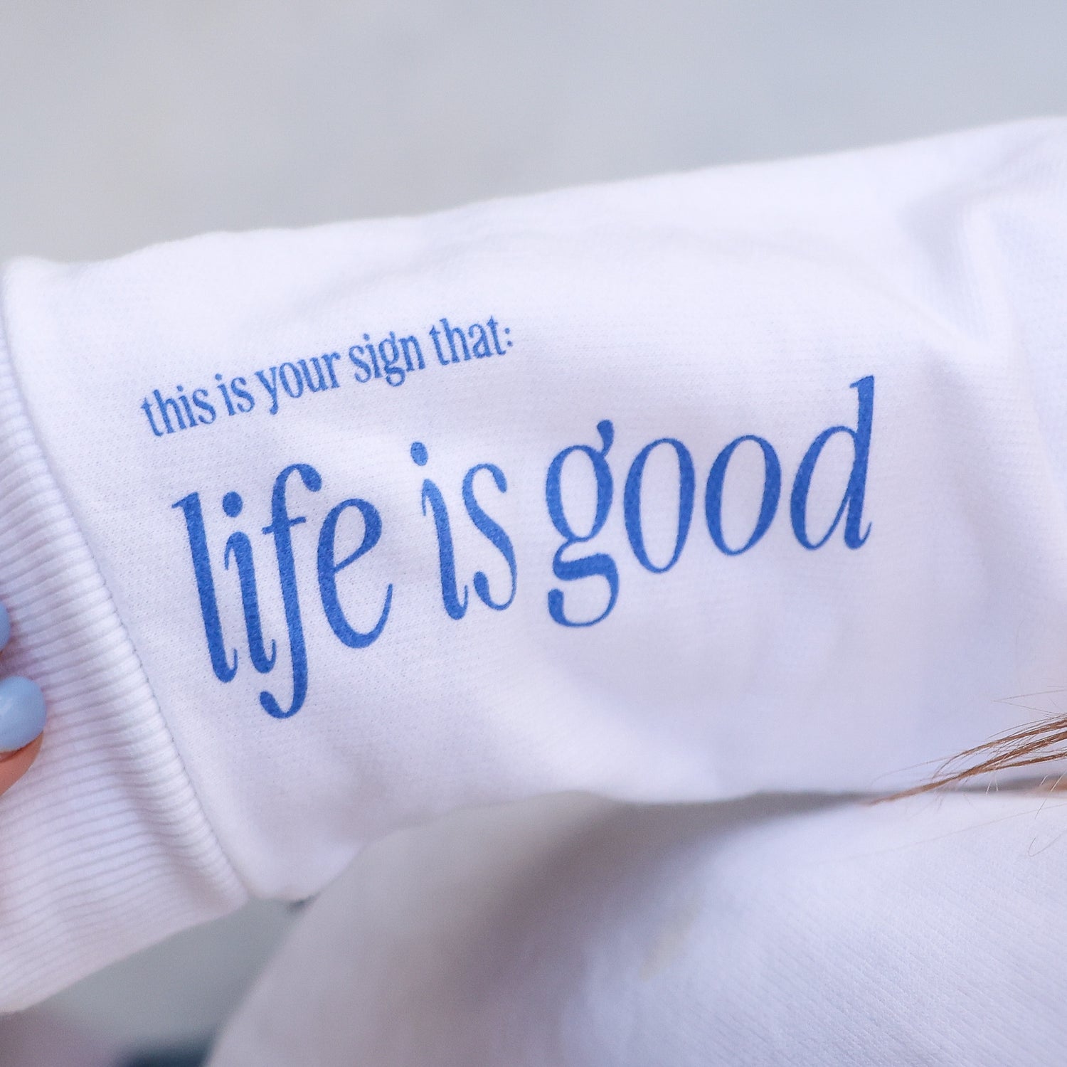LIFE IS GOOD - CREWNECK