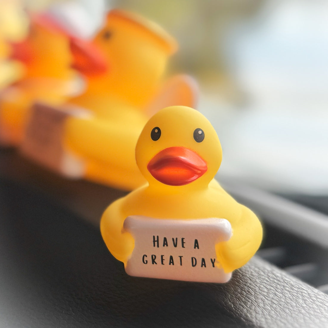 HAVE A GREAT DAY - PUDDLES THE DUCK Mini  (Collector&