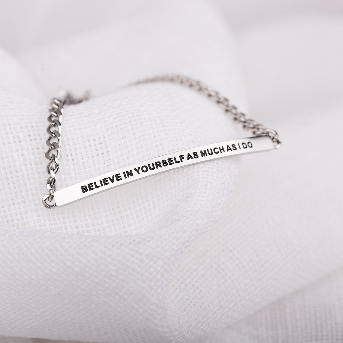 BELIEVE IN YOURSELF AS MUCH AS I DO- DAINTY CHAIN BRACELET - Inspiration Co.