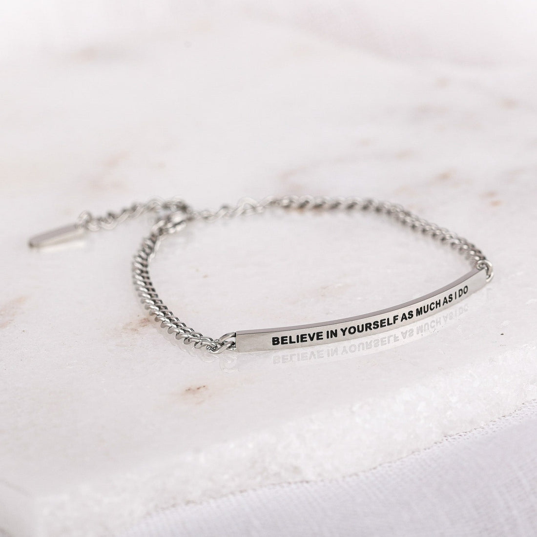 BELIEVE IN YOURSELF AS MUCH AS I DO- DAINTY CHAIN BRACELET - Inspiration Co.