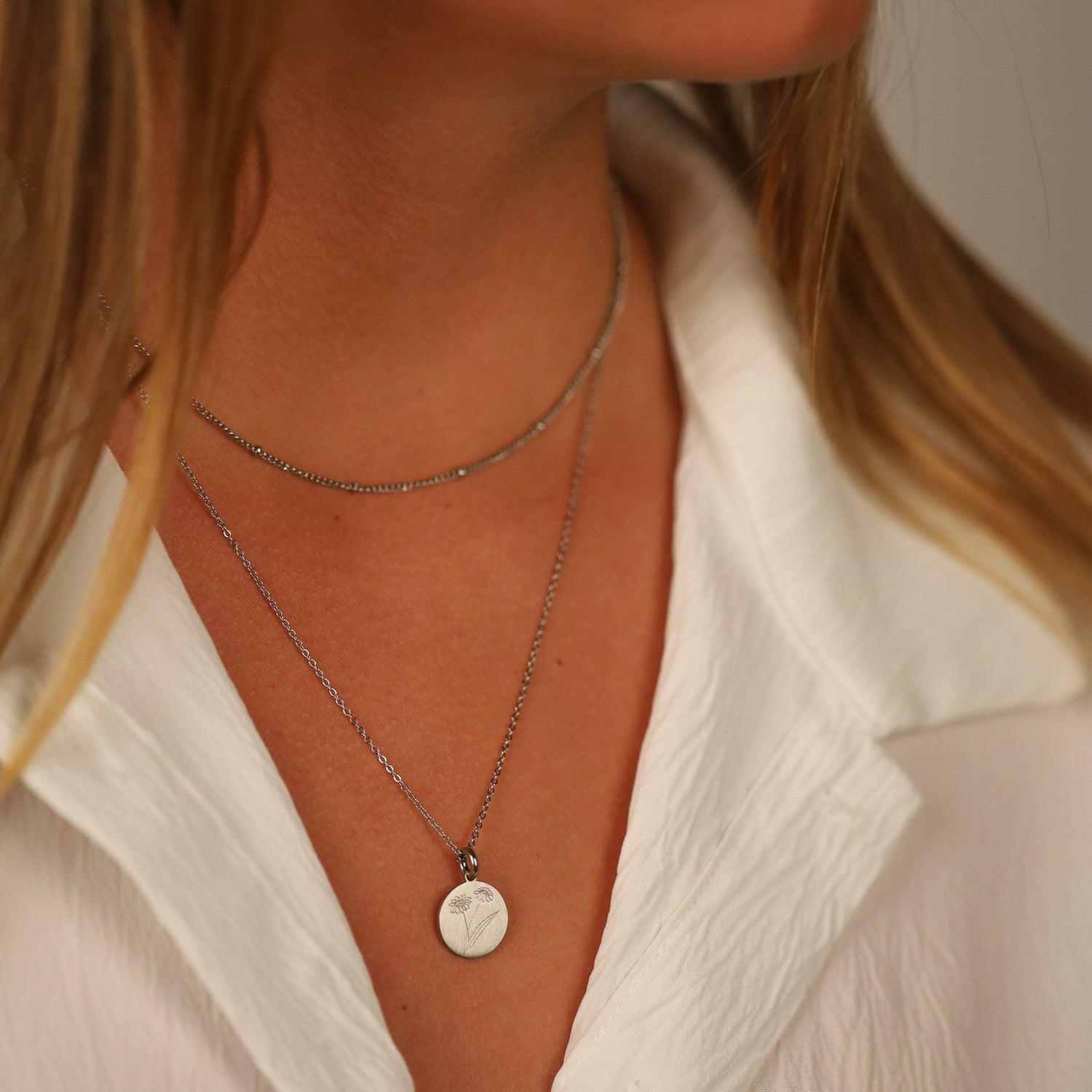 DAISY BIRTH-FLOWER PENDANT - Inspiration Co.