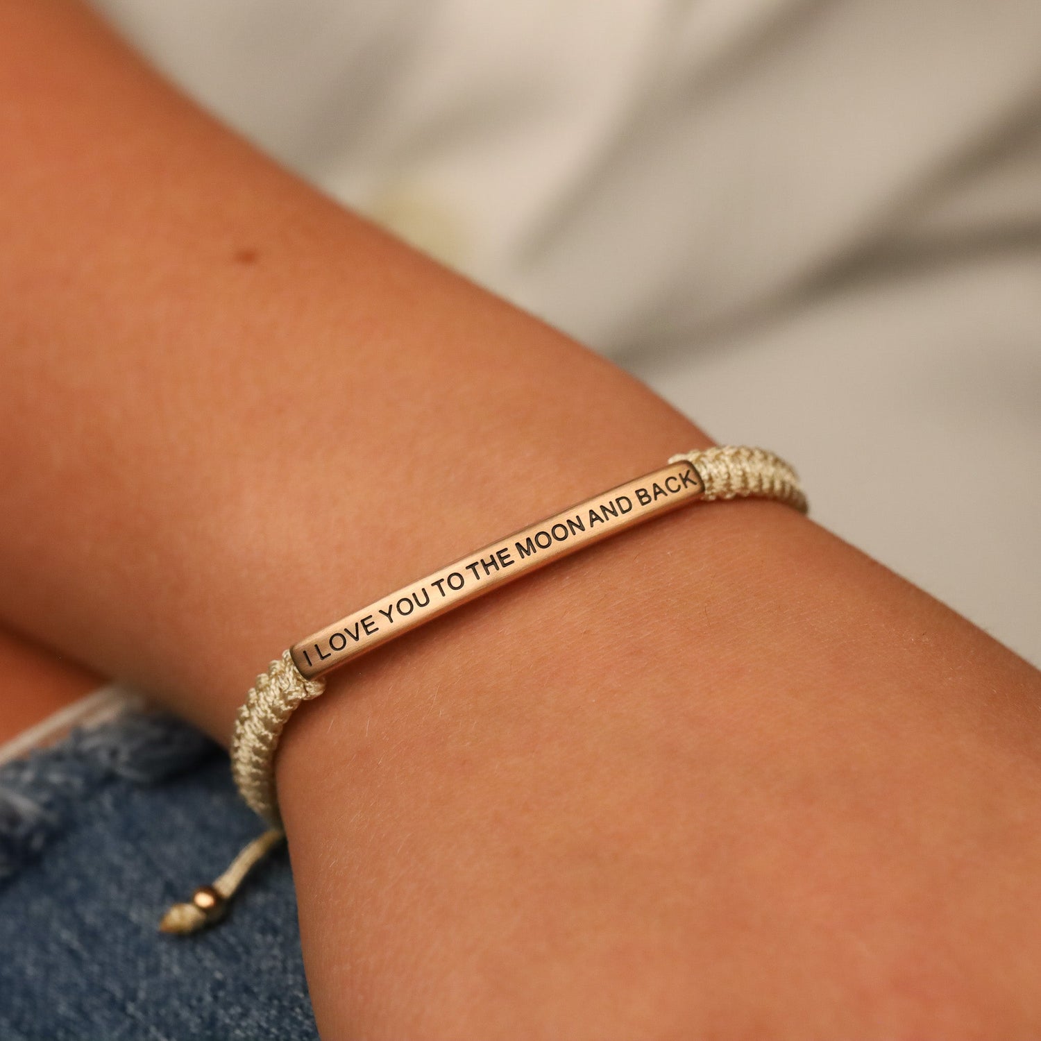 I LOVE YOU TO THE MOON AND BACK ROPE BRACELET - Inspiration Co.