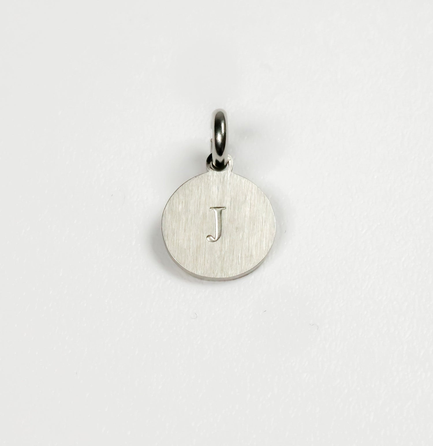 &quot;J PENDANT - Inspiration Co.