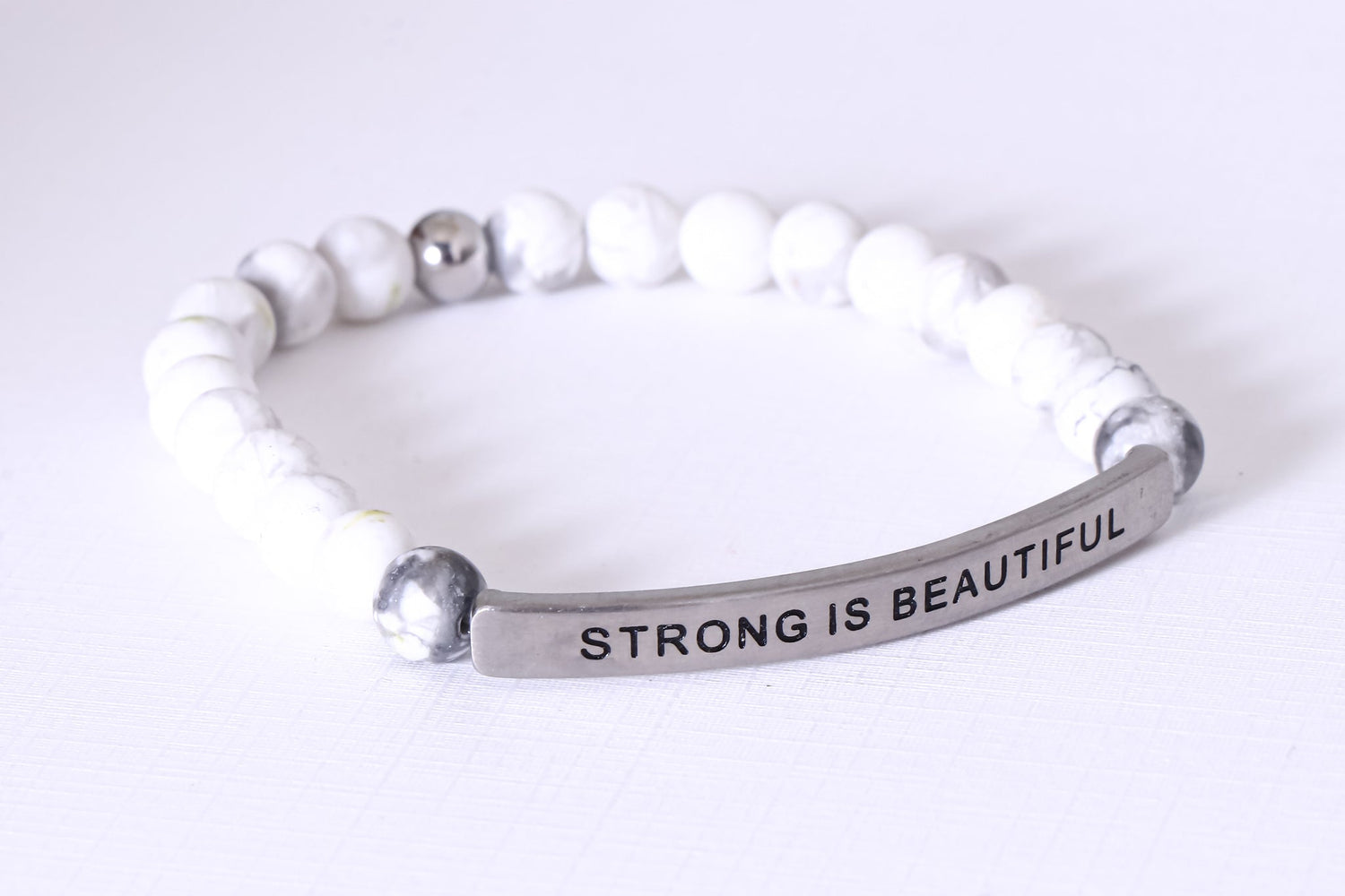 STRONG IS BEAUTIFUL - Inspiration Co.