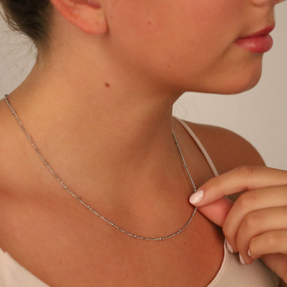 STUDDED CHAIN NECKLACE - Inspiration Co.